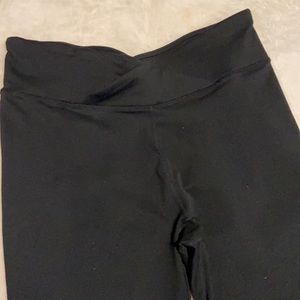 Fabletics rare V topped front and back 7/8